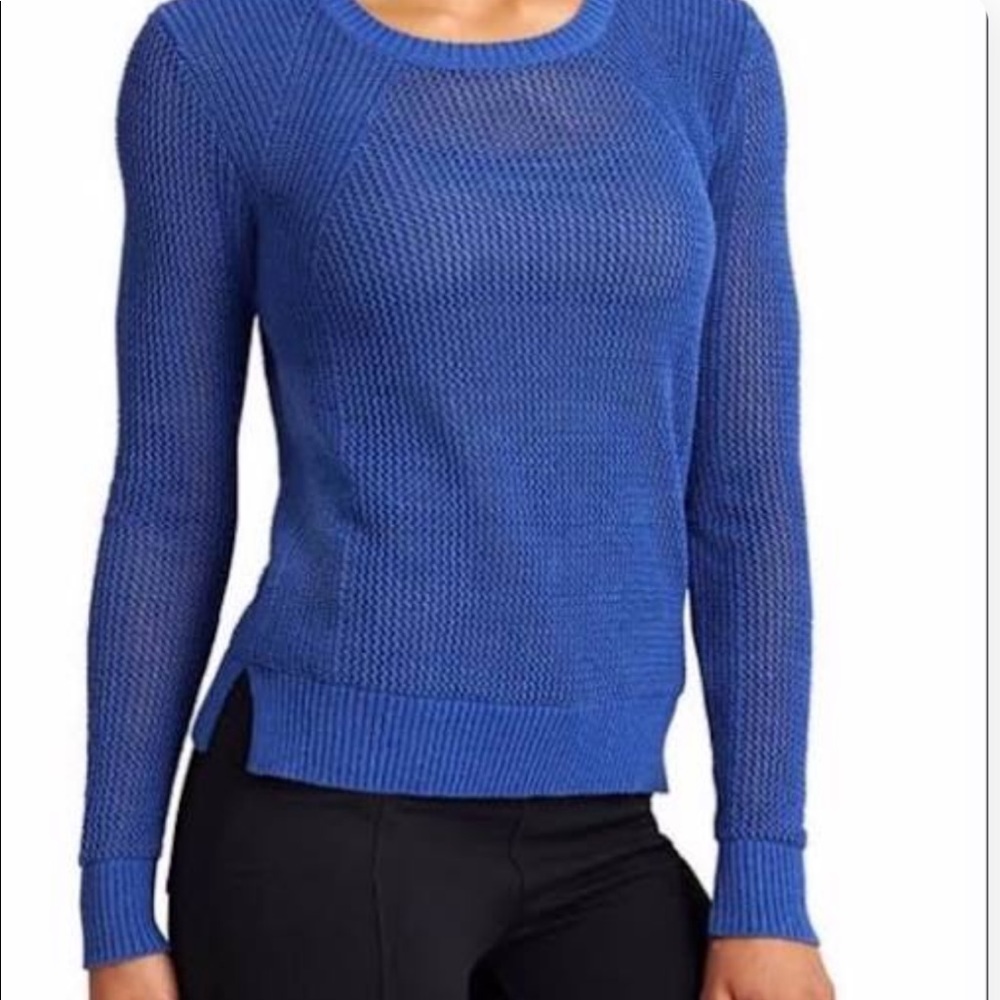 Athleta Blue mesh pullover medium LIKE NEW NWOT